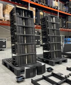 12x KME PANO line array: 8x QL906 + 4x QL1215 + 2x frame